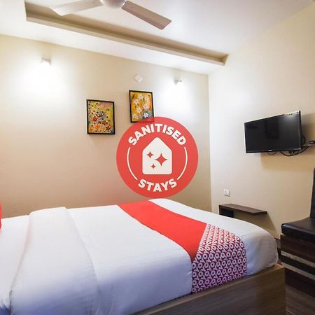 Oyo 64260 Hotel Rajnandini Hābra Eksteriør bilde