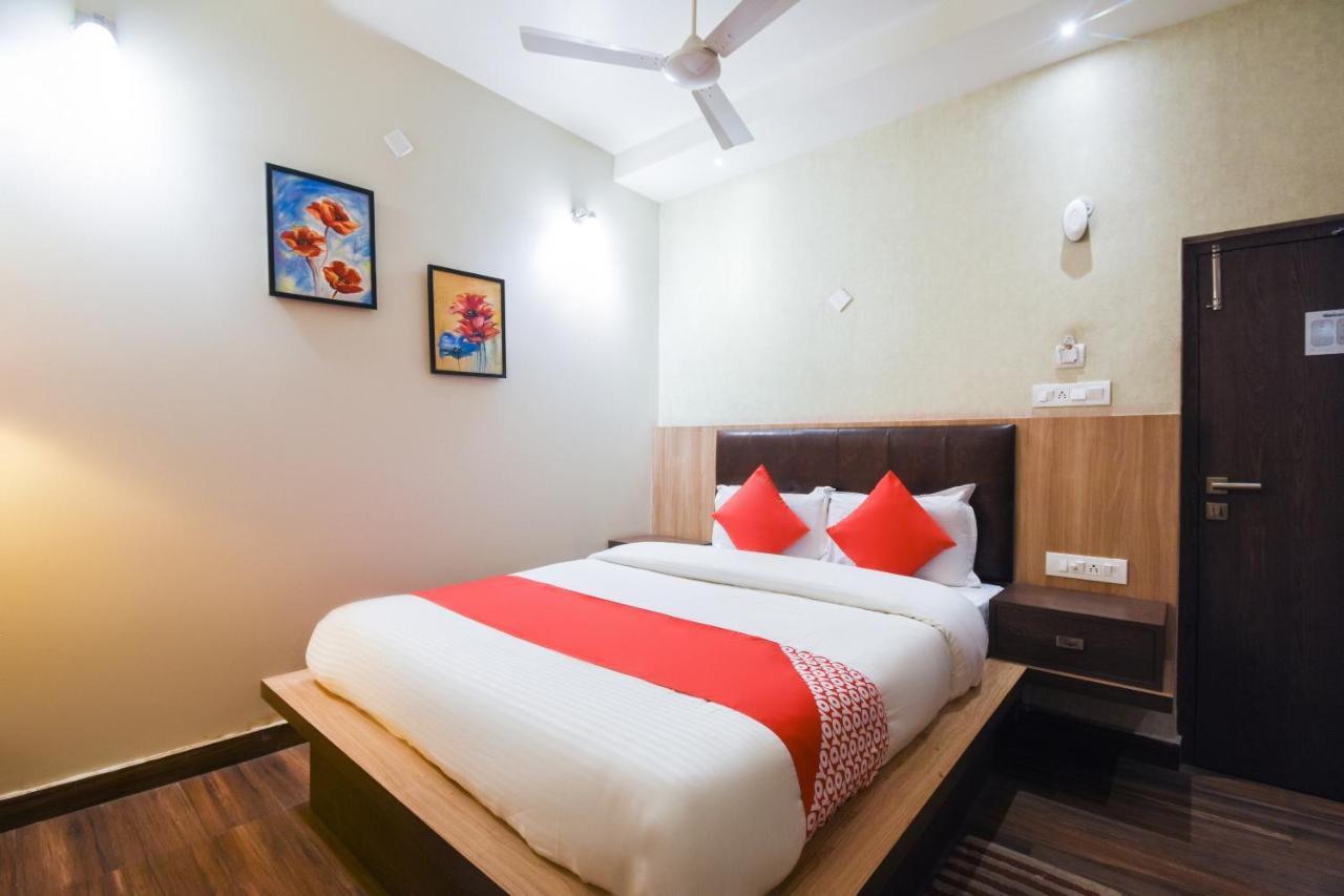 Oyo 64260 Hotel Rajnandini Hābra Eksteriør bilde